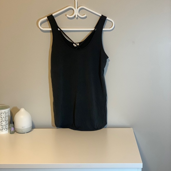 Black tank top - Picture 1 of 2